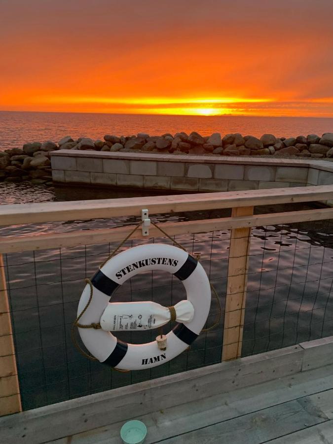 Stenkustens Hamn Borgholm Kültér fotó